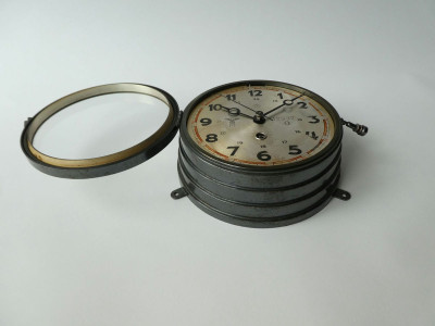 KRIEGMARINE RADIO CLOCK - JUNGHANS FIRM